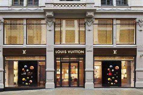 louis vuitton in france review